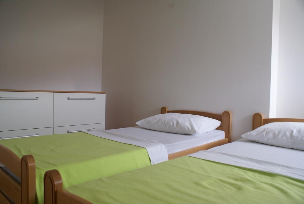 Apartments Andrea Stara Novalja Cameră foto